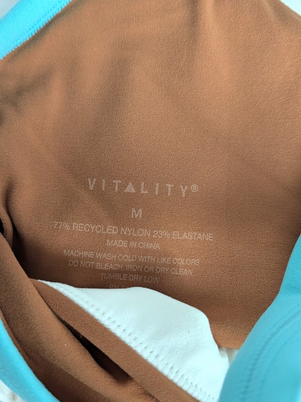 Vitality Cloud II Toffee Contrast Set: Tank, Sports Bra, Leggings + Shorts - Picture 8 of 14